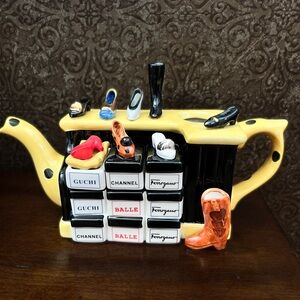 Tony Carter Signed and numbered teapot. Emeralda’s Shoes *Read Description